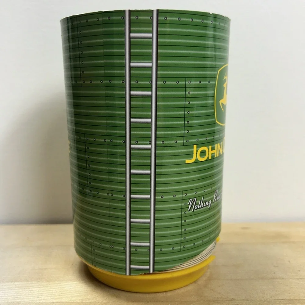 John‎ Deer Coaster Holder With 28 Coasters